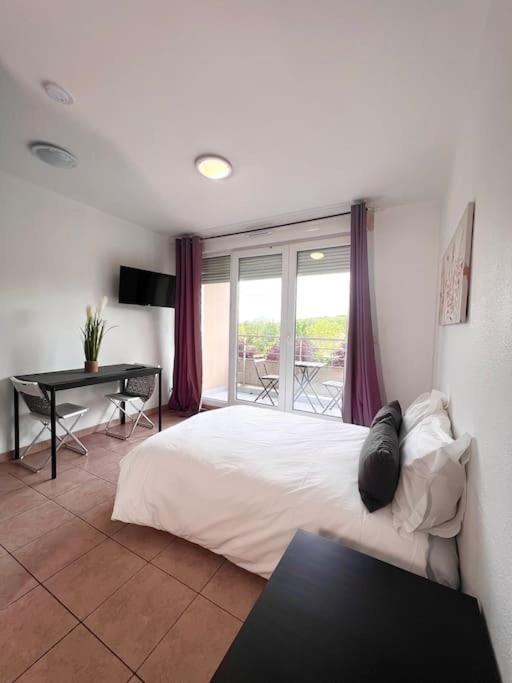 B210 Appartement Disneyland Paris Parking Et Wifi Montévrain Zewnętrze zdjęcie